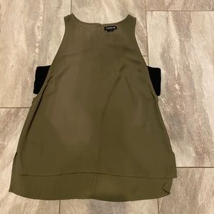 Trouve Open Side Sleeveless Tank Olive M